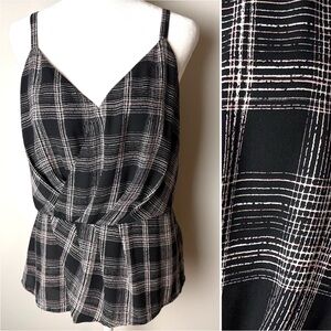 White House Black Market WHBM Sleeveless Top Size 6 Medium Pink Plaid